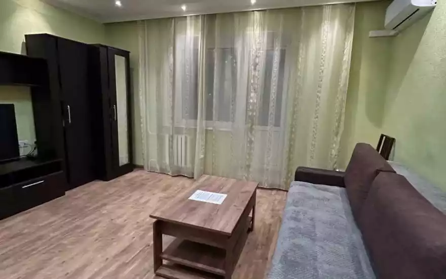 улица Титова, 11