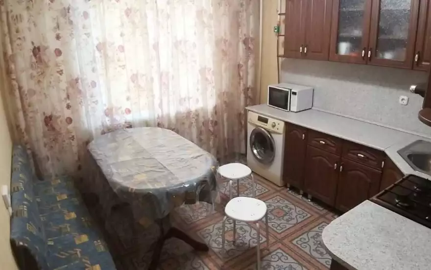 Алтайская улица, 4/2
