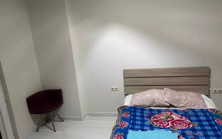 შალვა ინასარიძის ქუჩა 6