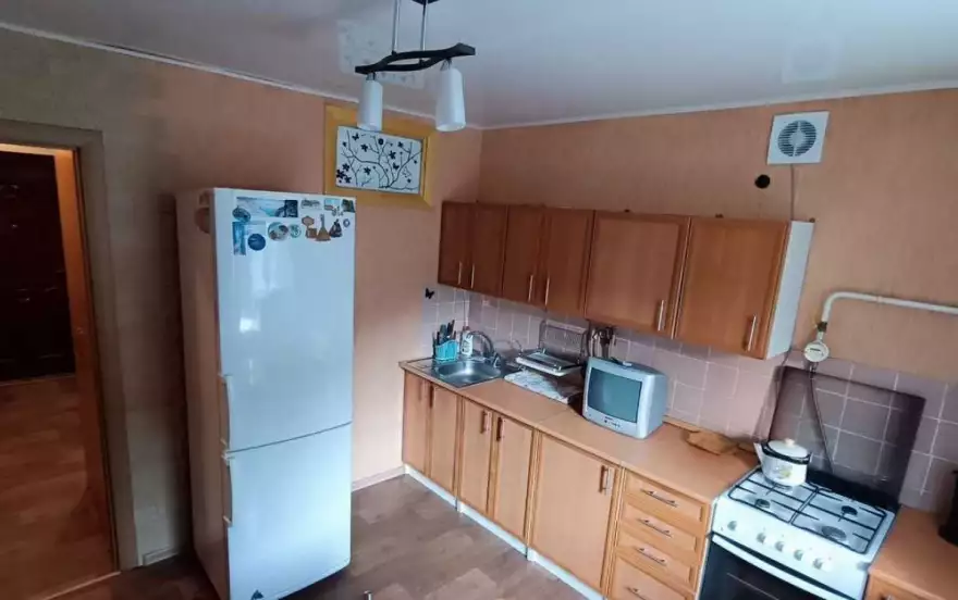 проспект Октября, 180