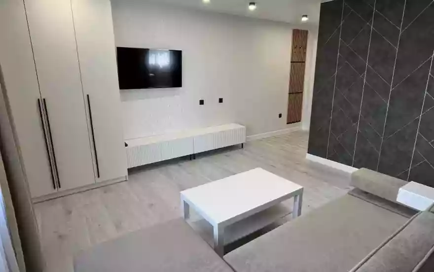 Интернациональная улица, 63