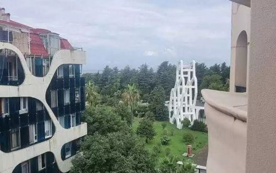 შოთა რუსთაველის ქუჩა 25