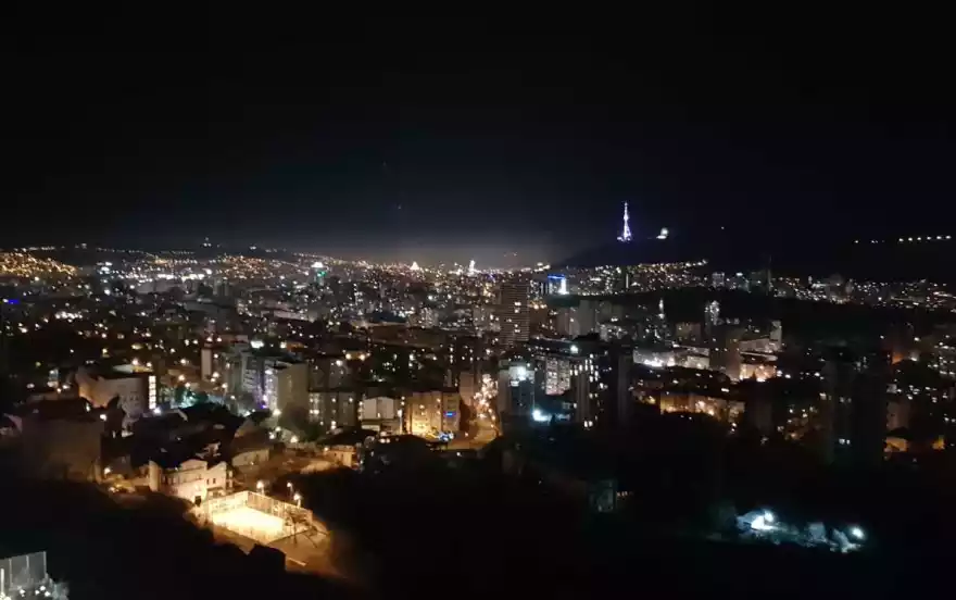 ელგუჯა ამაშუკელის 22