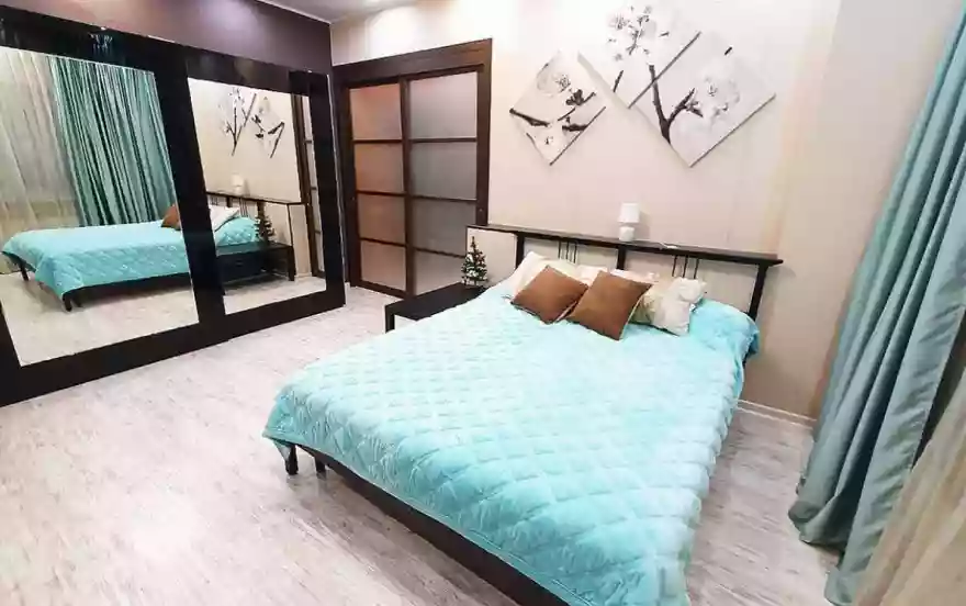 Солнечная улица, 47