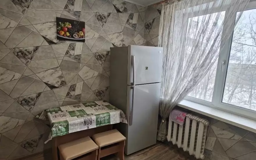 улица Якира, 1