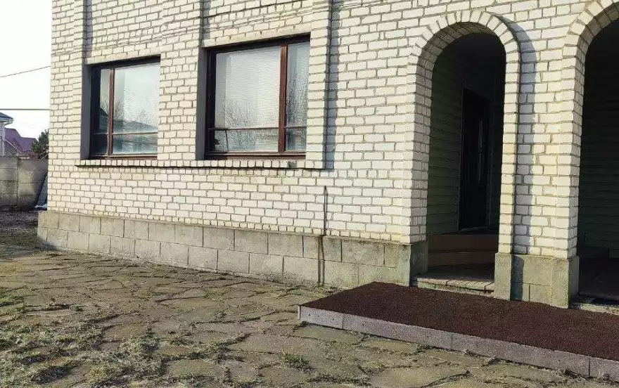 улица Рябиновая, 8