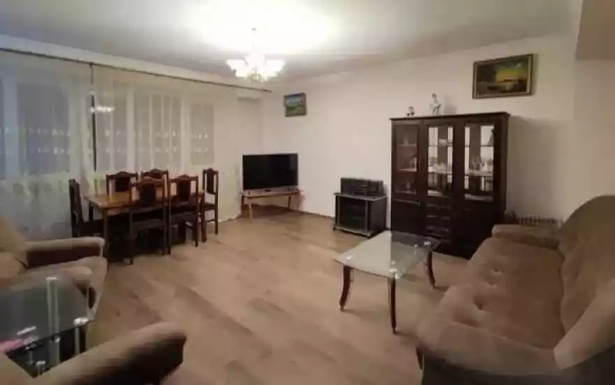 просп. Комитаса, 40