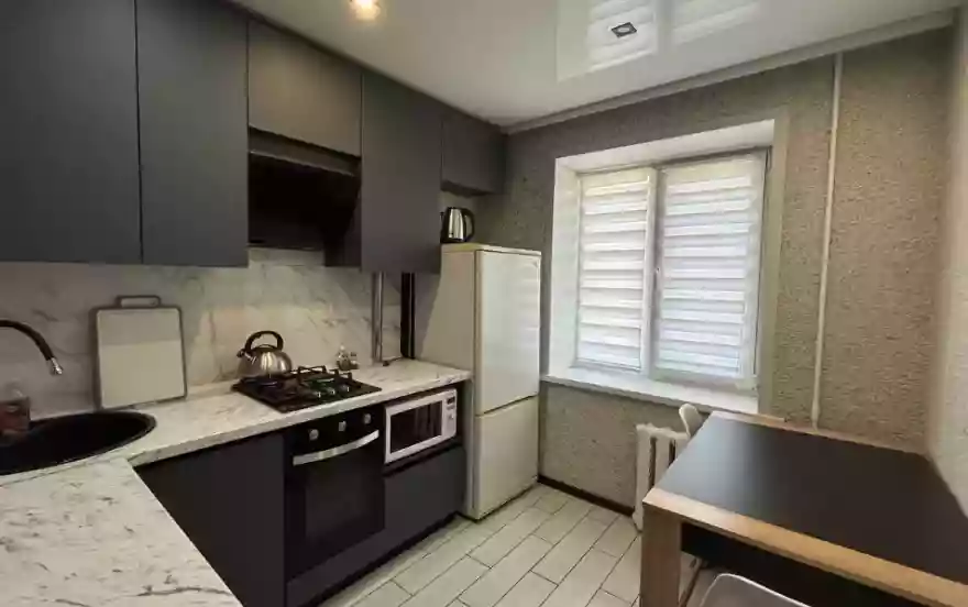 Парижской Коммуны, 7