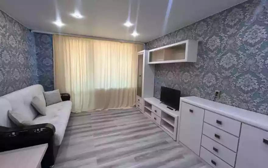 Солнечная улица, 21