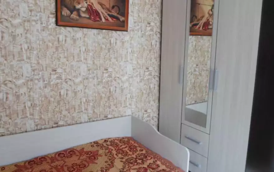 кв. Комарова, 22