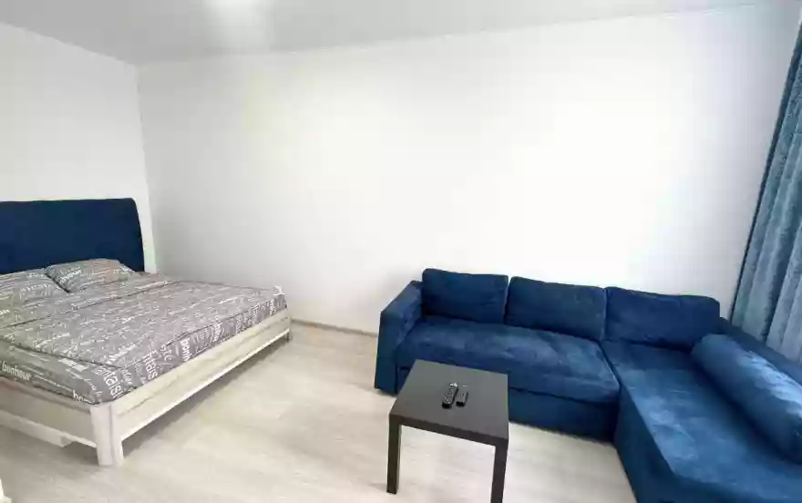 проспект Космонавтов, 108/3