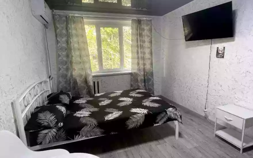 кв. Комарова, 21