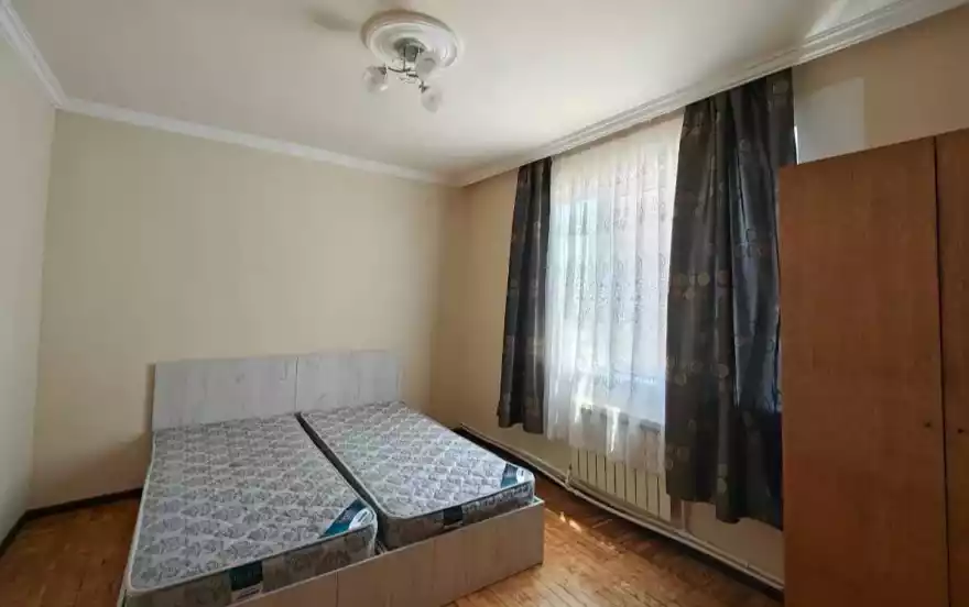 ул. Шинарарнери, 20