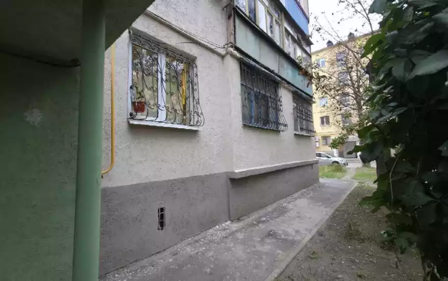 Митрополитская улица, 102