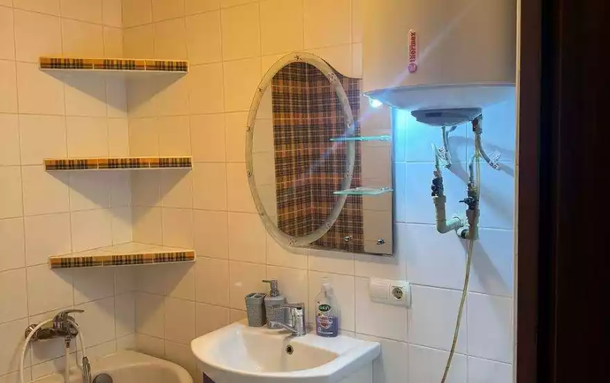 кв. Дружба, 12а