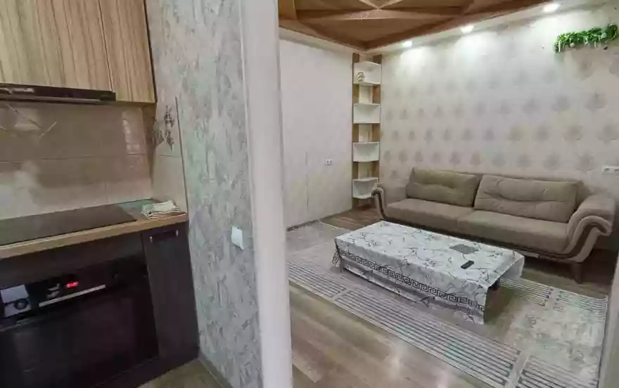 Хусейнзода, 10\1