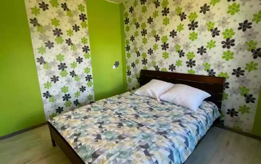 Юбилейная улица, 2