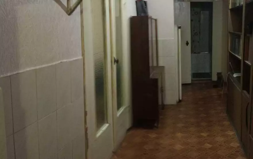 1-й микрорайон, 1, подъезд 8