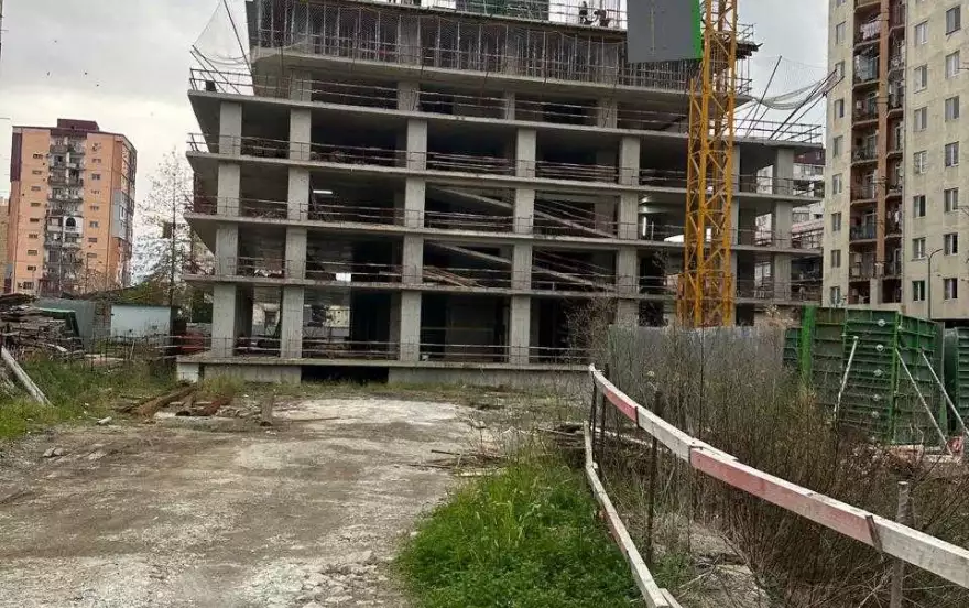 გიორგი ლეონიძის ქუჩა 4გ