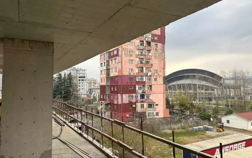 გიორგი ლეონიძის ქუჩა 4გ