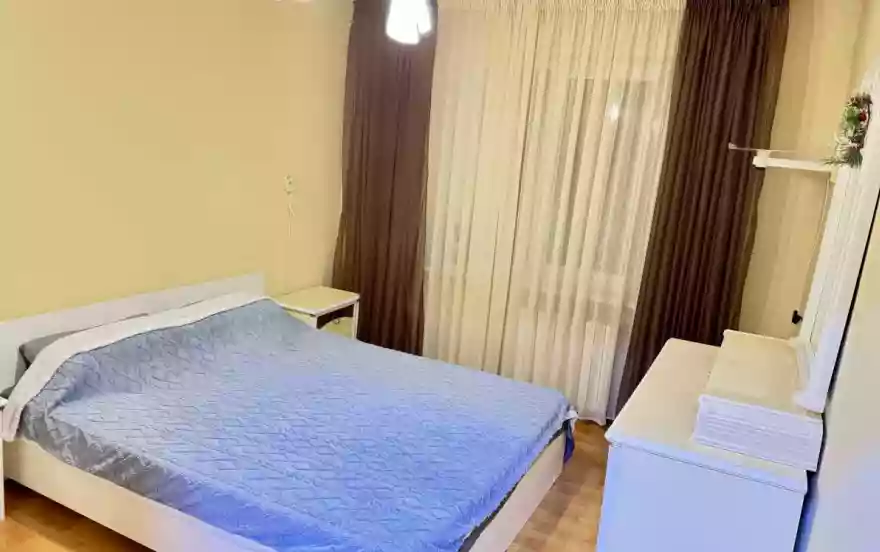 Школьный бульвар, 18