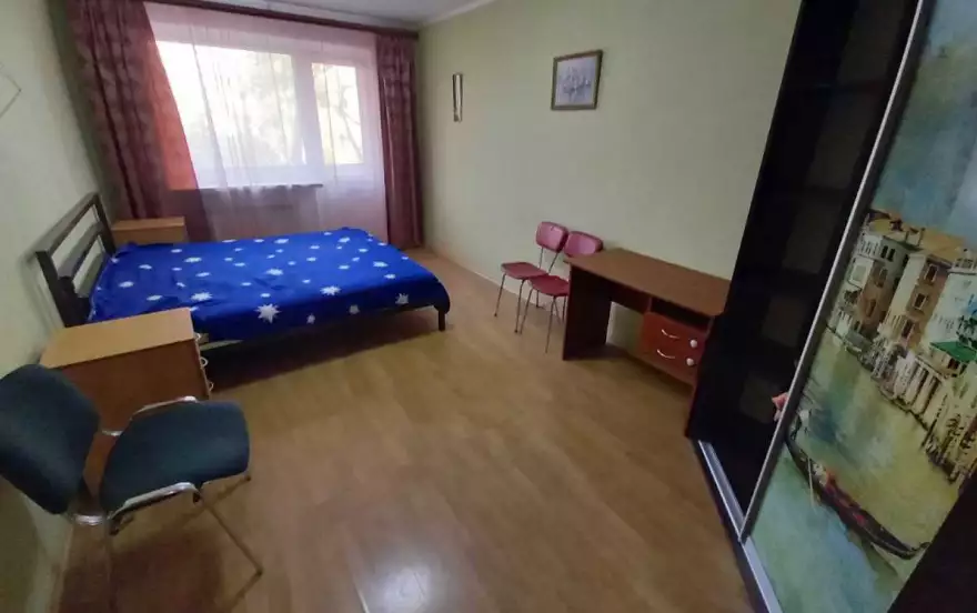 проспект Строителей, 104