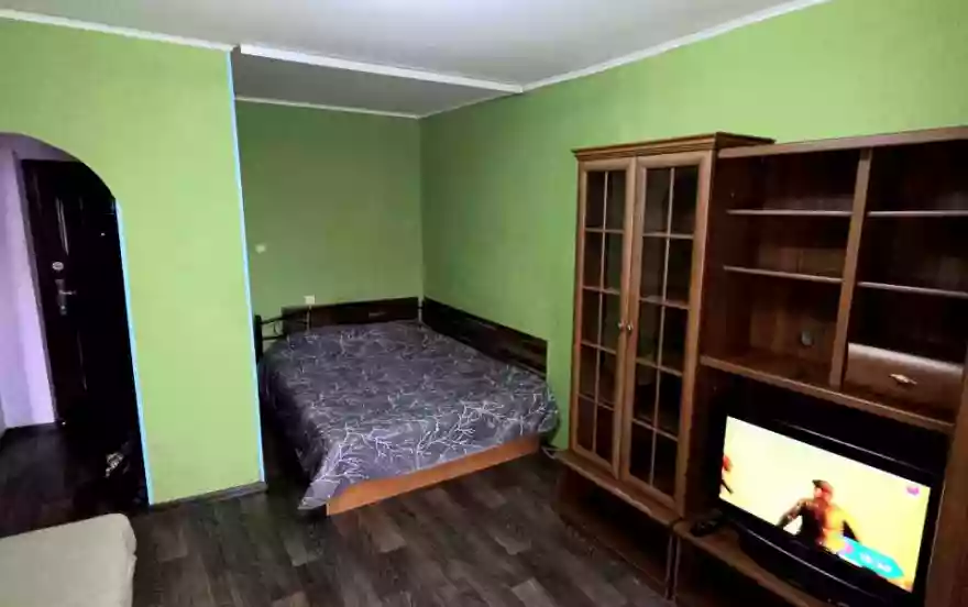 Степной квартал, 4