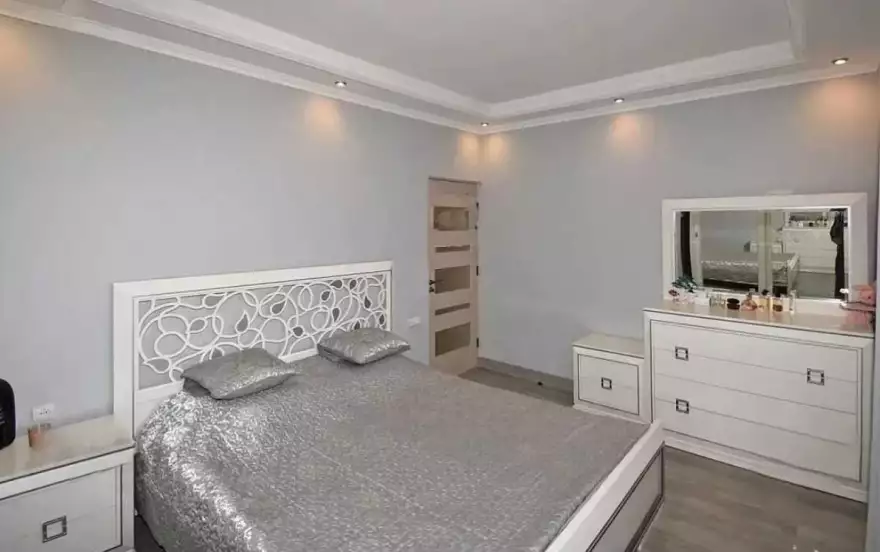 улица Папазяна, 15