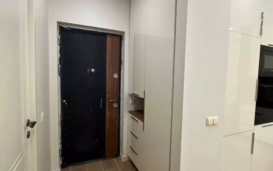 ტბელ აბუსერიძის 21