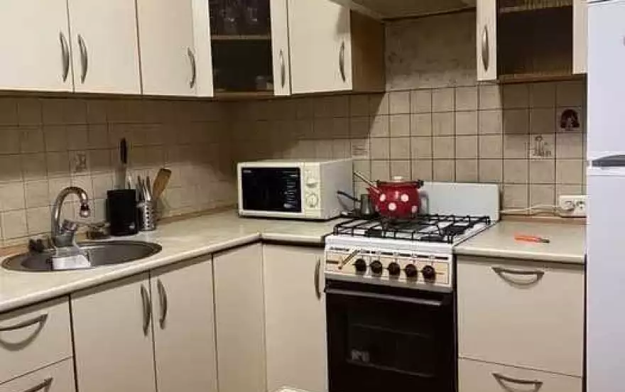 проспект Ильича, 1