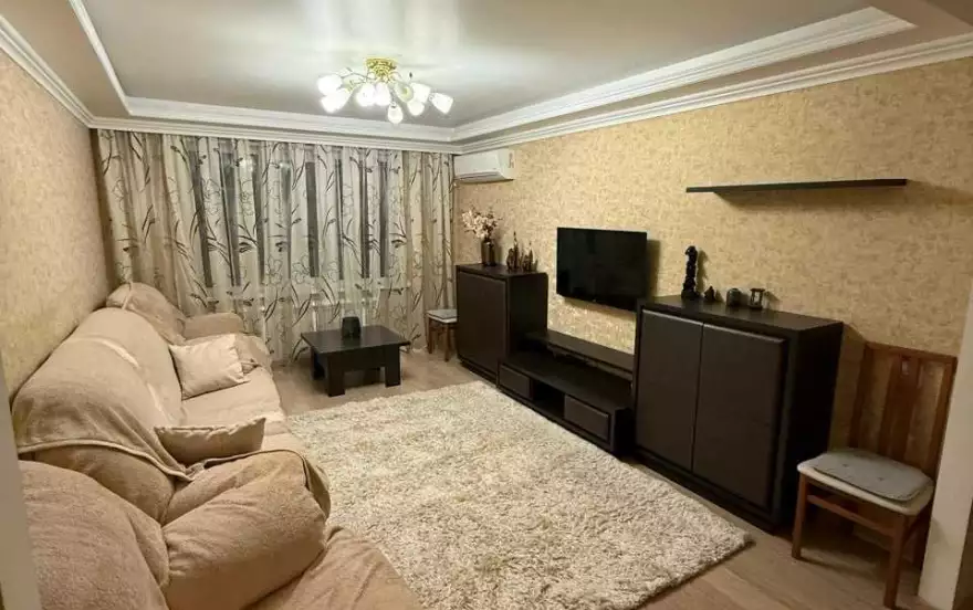улица Киевская, 72