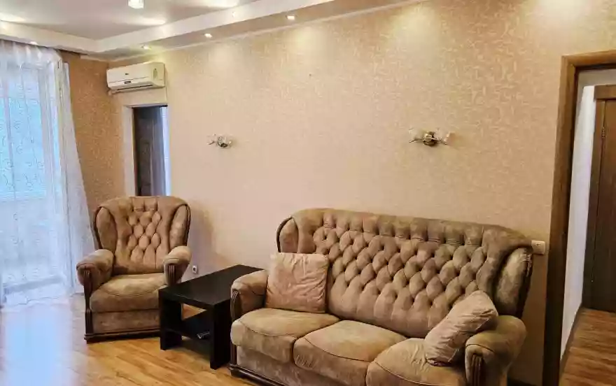 Улица Алексеева 4