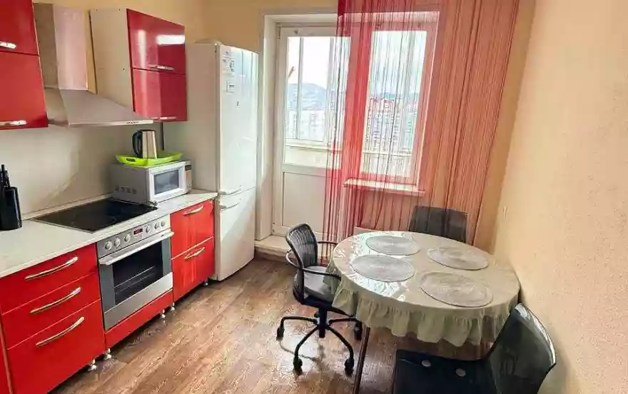 улица Красной Армии, 121