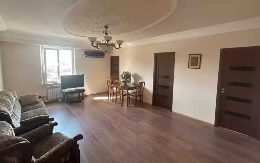 проспект Комитаса, 16