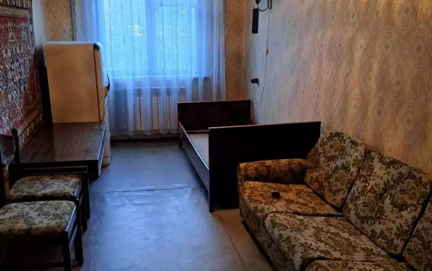 комарова 10