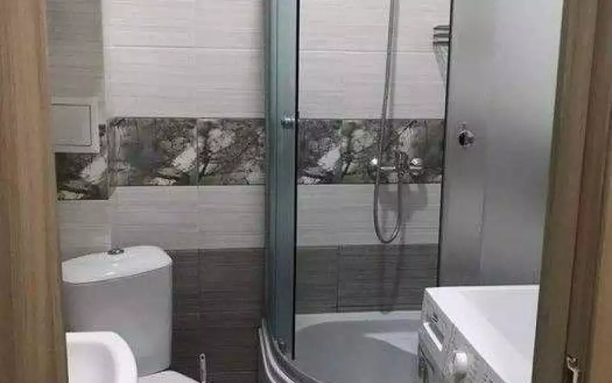 улица Урицкого, 100