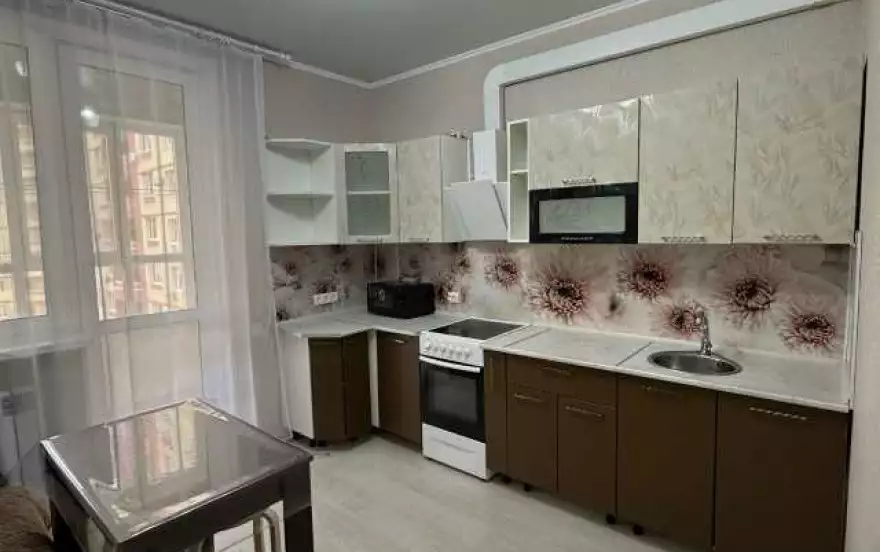 проспект Победы, 108