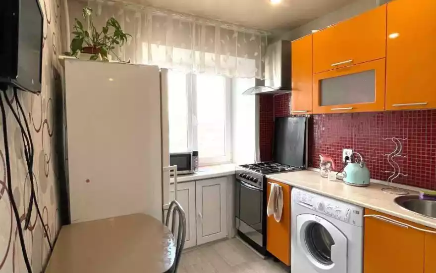 проспект Строителей, 37а