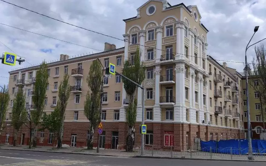 проспект Ленина, 42