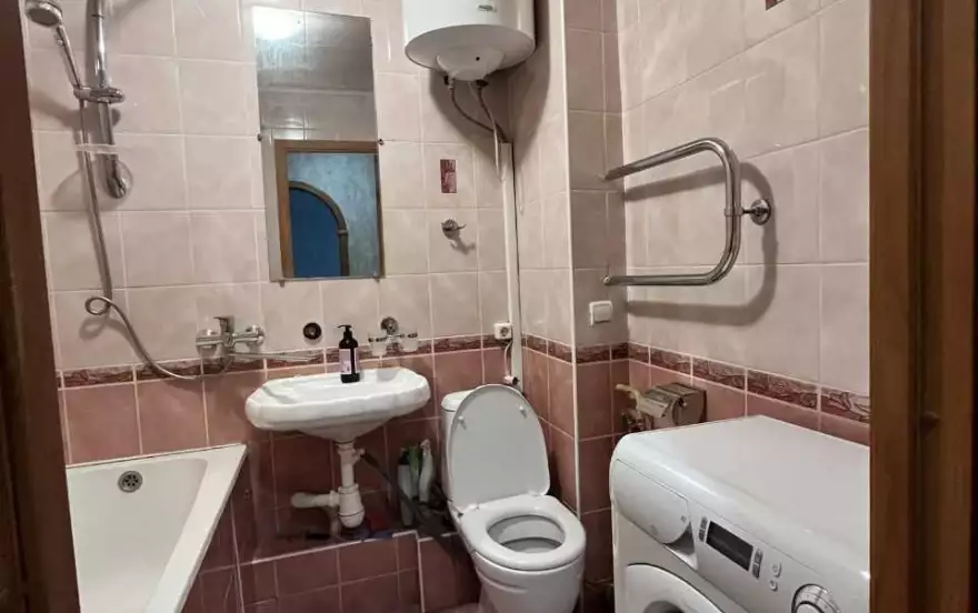 Новосибирская ул, 45