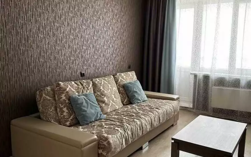 Сибирская улица, 83