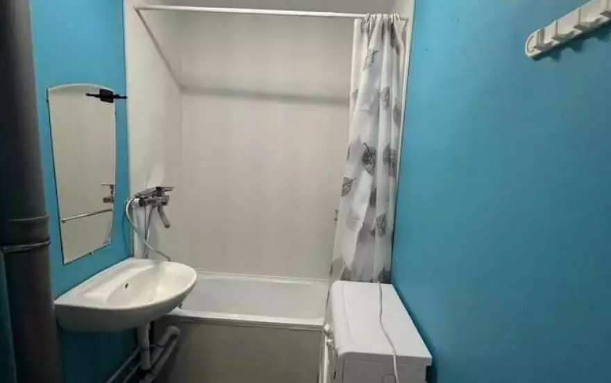 Светлый пер, 35