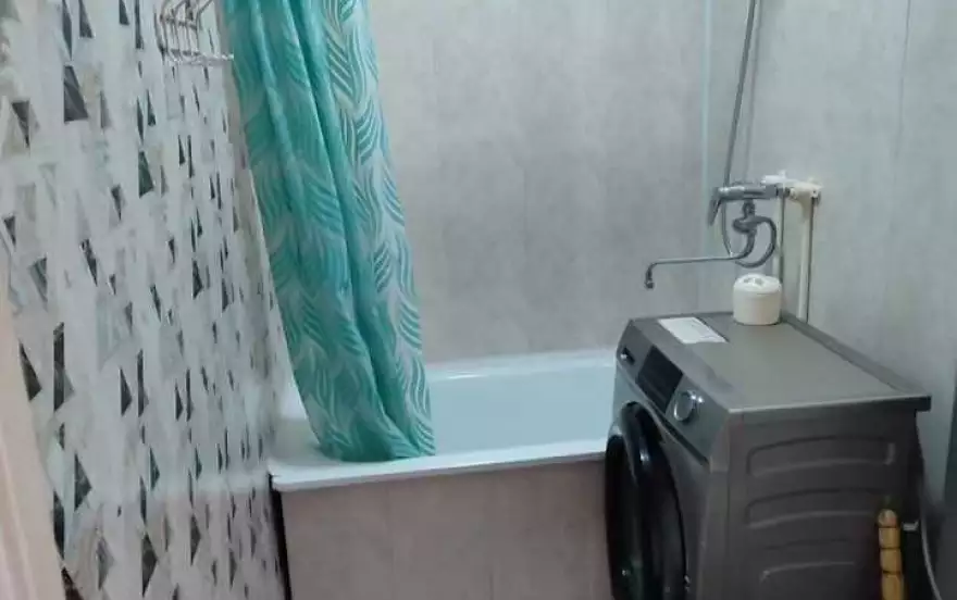 Светлый пер, 35