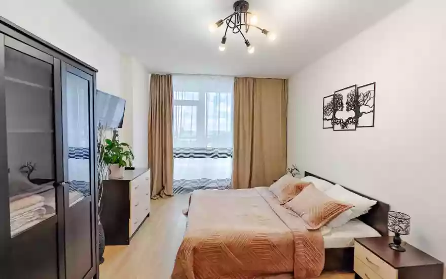 Кировградская улица, 8