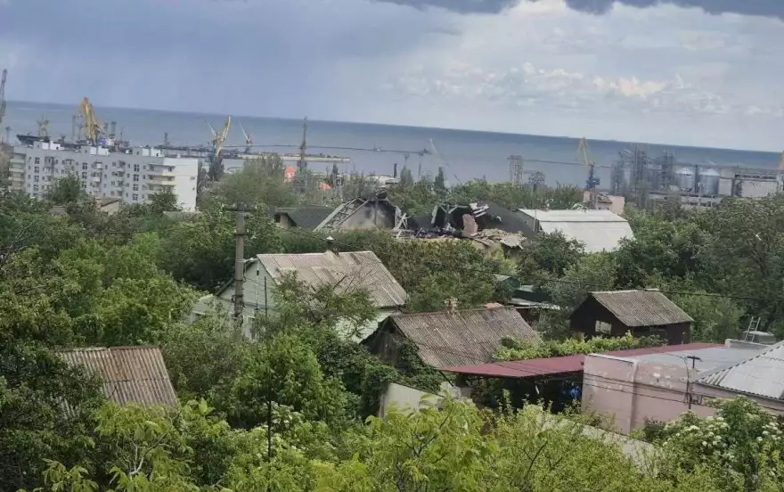 улица Львовская, 10