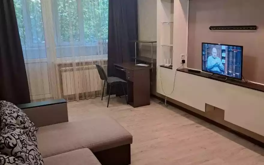 квартал Солнечный, 6