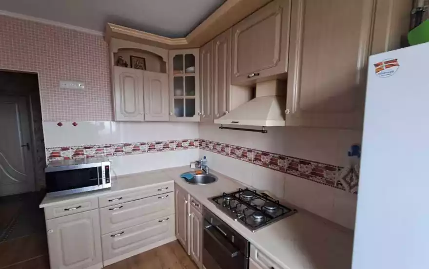 проспект Победы, 111