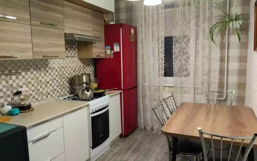 проспект Маршала Жукова, 86