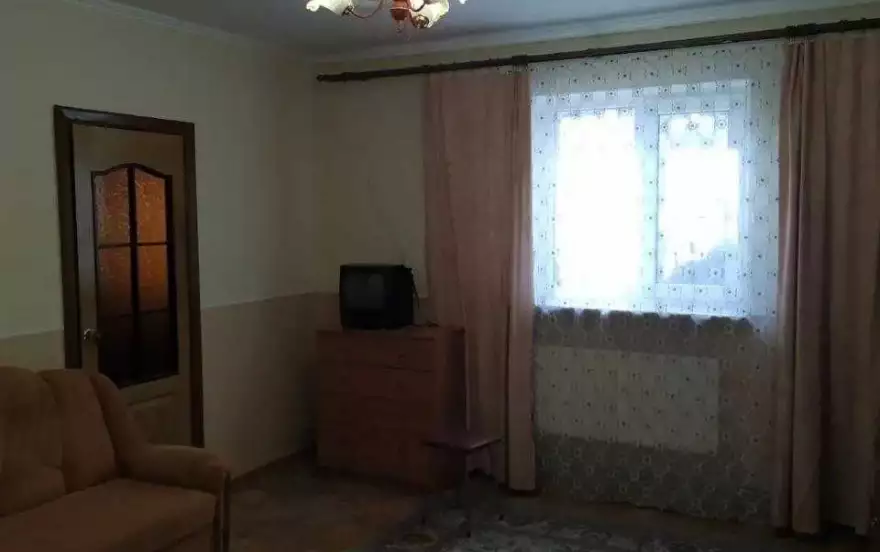 улица Демина, 2