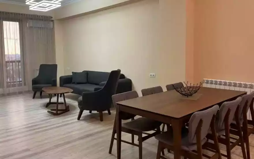 Кентрон, улица Пароняна